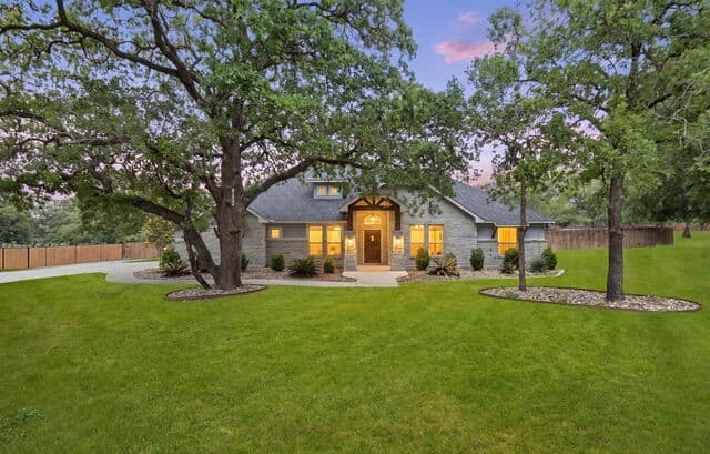 3-bedroom rental at 172 Bobby Lynn in Adkins, TX — photo 1
