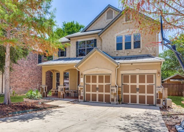 4-bedroom rental at 109 Clear Water in Boerne, TX — photo 1