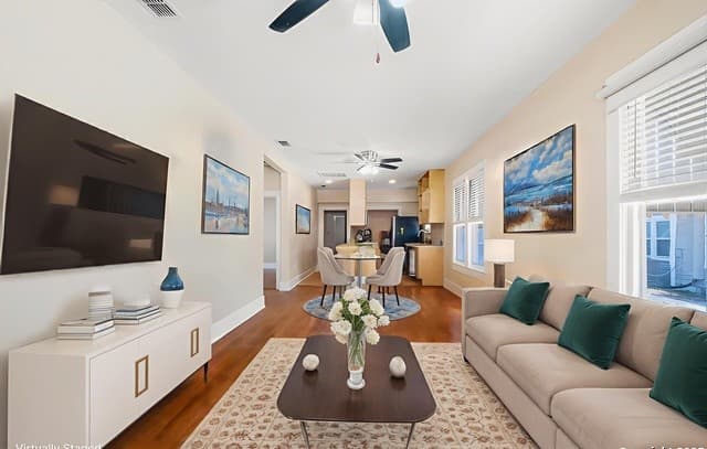Home for sale at 428 W Lullwood Ave in San Antonio, TX — photo 4