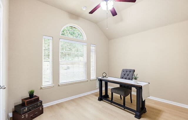 3-bedroom rental at 196 Bison Ln in Cibolo, TX — photo 5