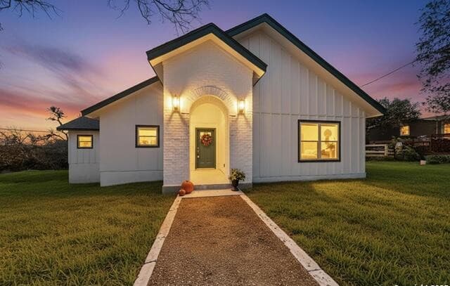 Home for sale at 514 Contour Dr in Spring Branch, TX — photo 4