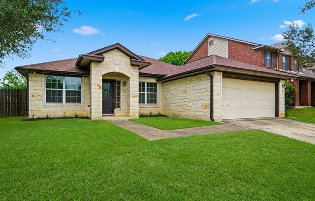 3-bedroom rental at 157 Springtree Pkwy in Cibolo, TX — photo 4
