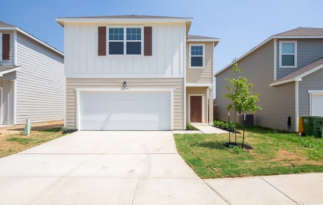 4-bedroom rental at 14719 Wildcat Basin in San Antonio, TX — photo 1