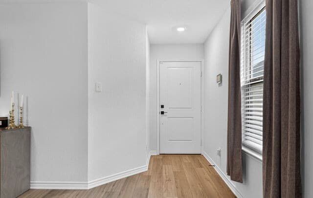 3-bedroom rental at 218 W Flowing River Dr in Boerne, TX — photo 5