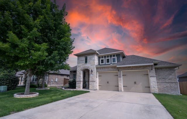 3-bedroom rental at 832 Silver Fox in Cibolo, TX — photo 1