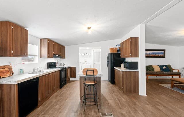 4-bedroom rental at 12606 Toro Dr in Atascosa, TX — photo 5
