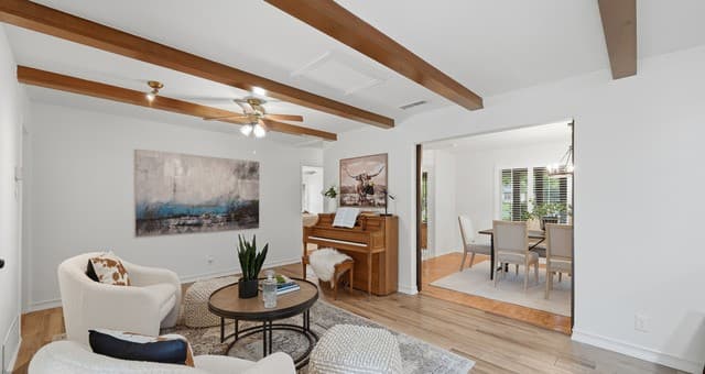Home for sale at 10703 Bar X Trl in Helotes, TX — photo 5