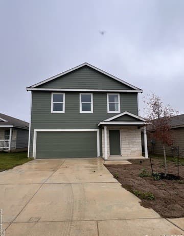 4-bedroom rental at 5466 Daphne Path in San Antonio, TX — photo 1