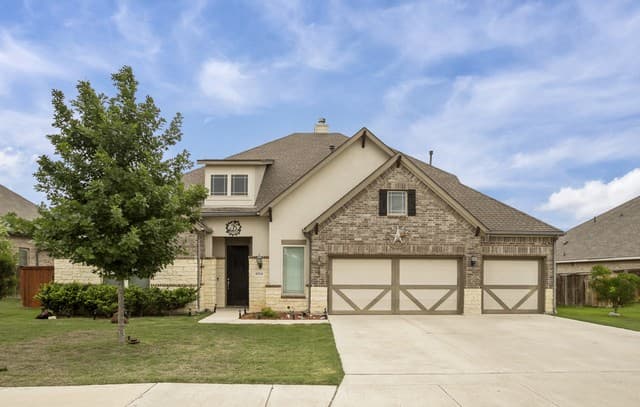 4-bedroom home for sale at 6914 Hallie Hill in Schertz TX