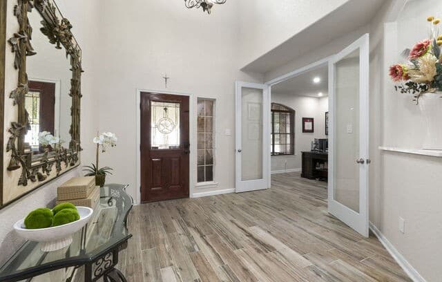 Home for sale at 201 Kensington in Cibolo, TX — photo 5
