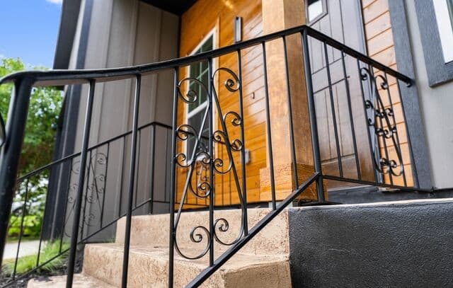 4-bedroom rental at 435 Irvington Dr in San Antonio, TX — photo 4