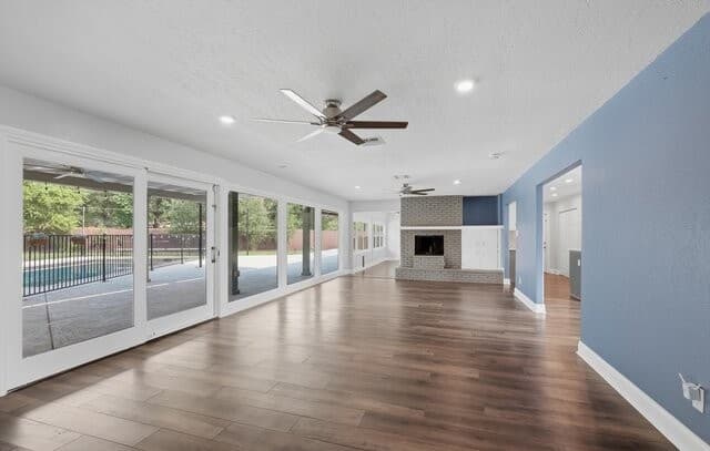 4-bedroom rental at 200 Carolwood Dr in Castle Hills, TX — photo 4