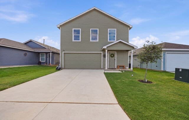 4-bedroom rental at 124 Maverick Cove in Pleasanton, TX — photo 1
