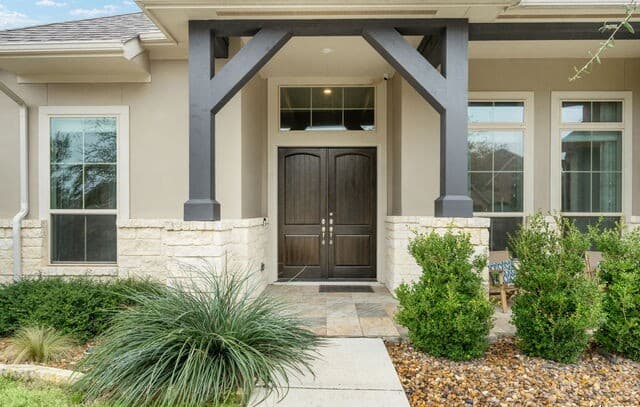 4-bedroom rental at 7938 Cibolo Vw in Boerne, TX — photo 3