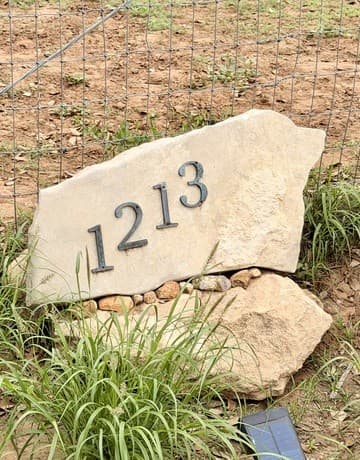 Home for sale at 1213 County Rd 1670 in Moore, TX — photo 5
