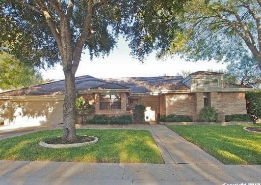 3-bedroom rental at 13806 Hunters Hawk St in San Antonio, TX — photo 1