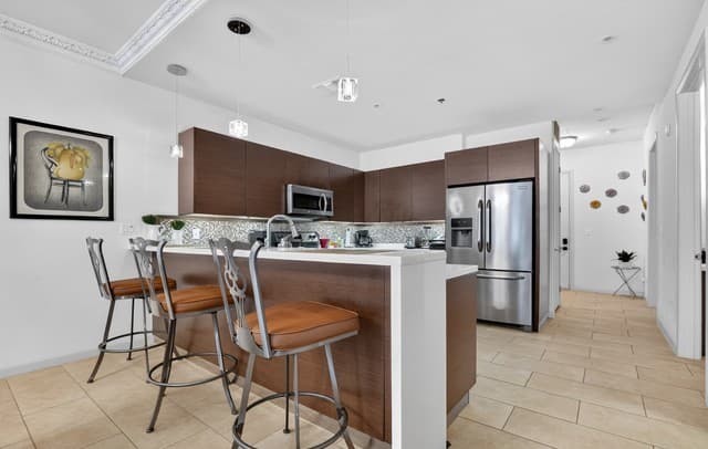 3-bedroom rental at 17902 La Cantera Pkwy Unit 214 in San Antonio, TX — photo 3