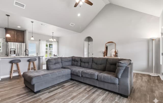 3-bedroom rental at 741 High Dr in Spring Branch, TX — photo 3