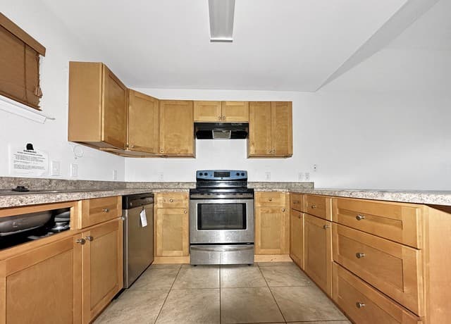 3-bedroom rental at 505 Indian Crossing in Jourdanton, TX — photo 4