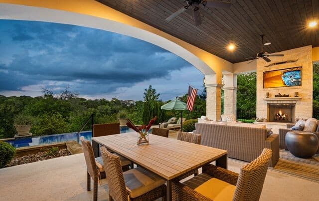 5-bedroom rental at 52 Landmark Rdg in Boerne, TX — photo 5