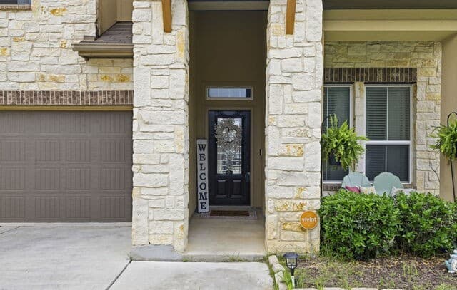 4-bedroom rental at 10232 Colonel Rdg in Schertz, TX — photo 3