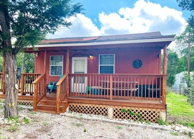 1-bedroom rental at 177 Indian Cyn in Spring Branch, TX — photo 1