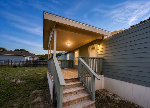 3-bedroom rental at 22823 Copper Canyon Dr in Elmendorf, TX — photo 3