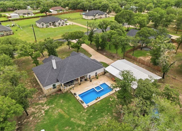 4-bedroom rental at 238 Cibolo Way in La Vernia, TX — photo 3