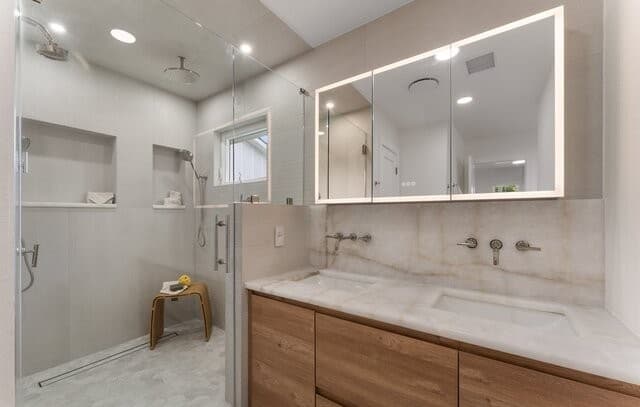 4-bedroom rental at 706 Kenilworth in San Antonio, TX — photo 3