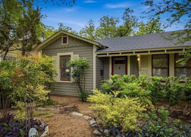 2-bedroom rental at 114 Armour Place in San Antonio, TX — photo 5