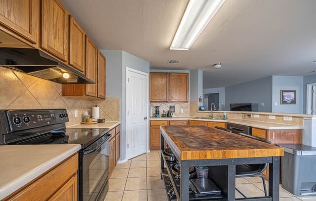 4-bedroom rental at 129 Rattlesnake Way in Cibolo, TX — photo 5