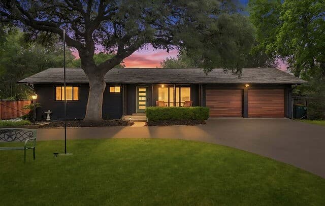 3-bedroom rental at 604 Schweppe St in Boerne, TX — photo 1