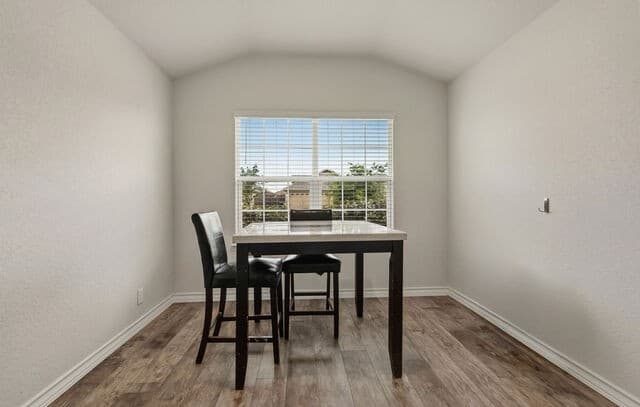 3-bedroom rental at 312 Sulphur in Cibolo, TX — photo 4