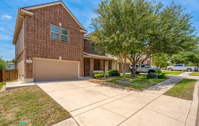 4-bedroom rental at 129 Enchanted View in Cibolo, TX — photo 1