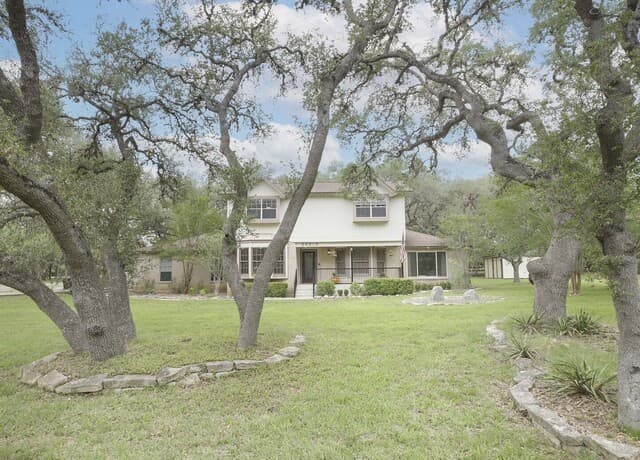3-bedroom rental at 26615 Autumn Gln in Boerne, TX — photo 1