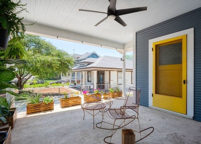 3-bedroom rental at 322 Florida Street in San Antonio, TX — photo 5