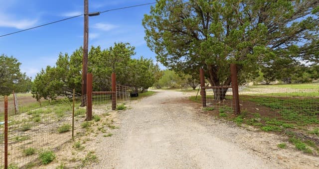 3-bedroom home for sale at 12521 Rebecca Creek Rd in Spring Branch TX