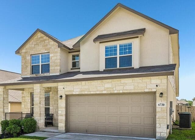4-bedroom rental at 6730 Comanche Band in San Antonio, TX — photo 2