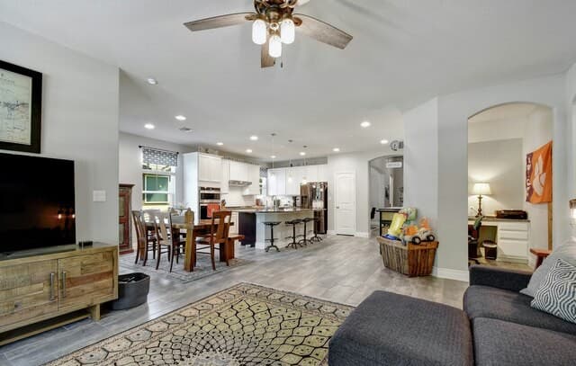 4-bedroom rental at 9113 Sunpool in Schertz, TX — photo 5