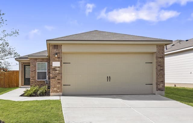 3-bedroom rental at 3910 Belby Fields in Von Ormy, TX — photo 1
