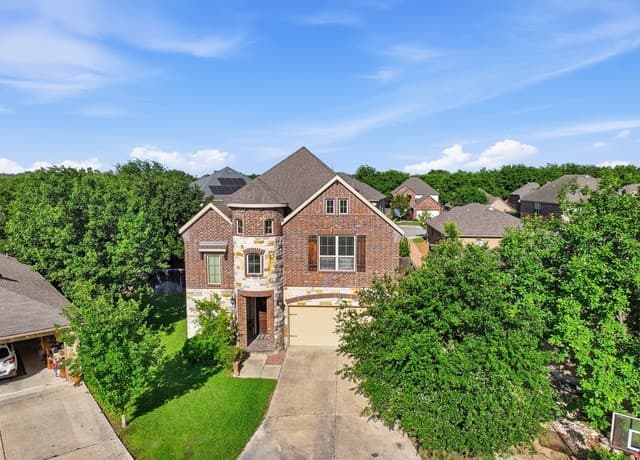 4-bedroom home for sale at 117 Retama Rd in Boerne TX