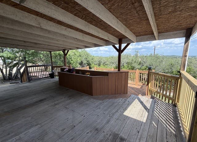 4-bedroom rental at 107 Starview CT in Boerne, TX — photo 3