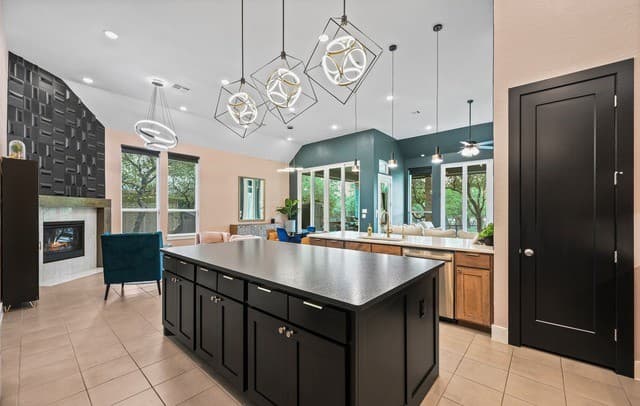 4-bedroom rental at 135 Wild Rose Hl in Boerne, TX — photo 1