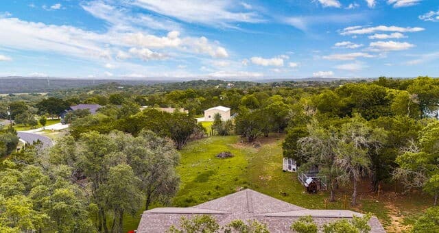 3-bedroom rental at 1140 Desert Gold in Boerne, TX — photo 3