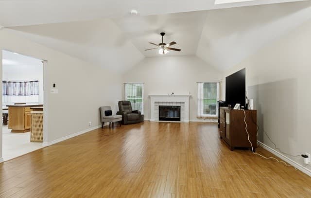 3-bedroom rental at 13403 Thessaly in Universal City, TX — photo 5