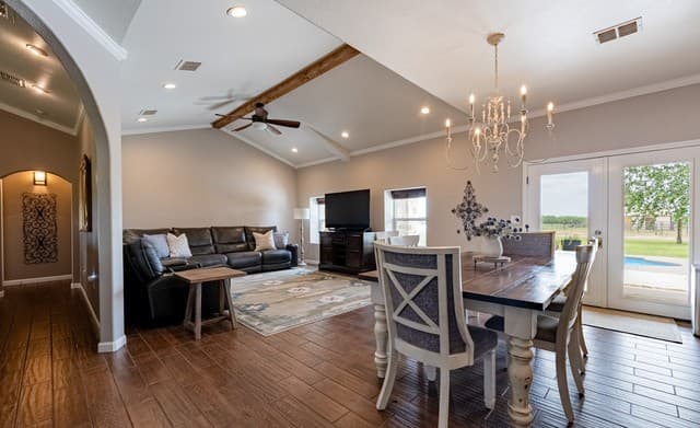 Home for sale at 366 County Road 2543 in Moore, TX — photo 5
