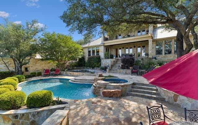 3-bedroom rental at 122 Auburn Ridge in Spring Branch, TX — photo 4