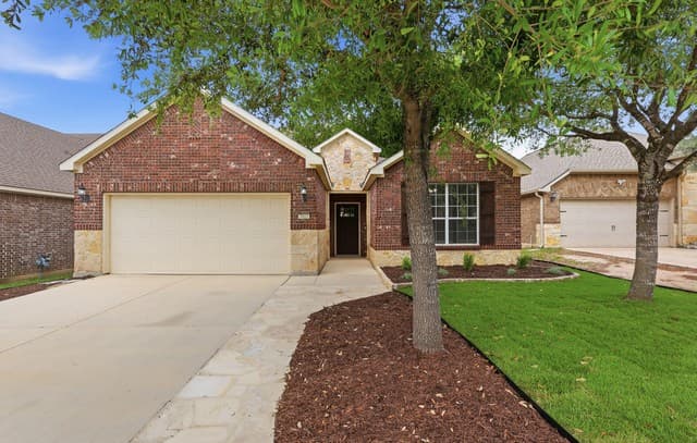 4-bedroom rental at 7611 Cielo Cove in Boerne, TX — photo 3