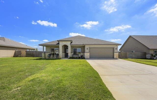 4-bedroom rental at 213 Colonial Ln in La Vernia, TX — photo 1