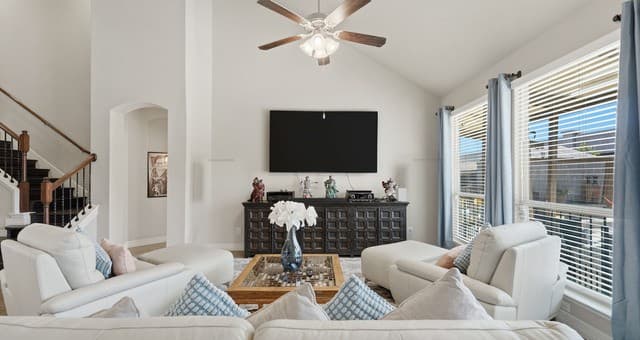 4-bedroom rental at 4929 Battle Lake St in Schertz, TX — photo 3
